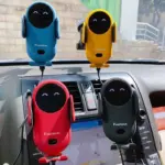 Smart Wireless Charging That Holds Your Phone Automatically - Image 7